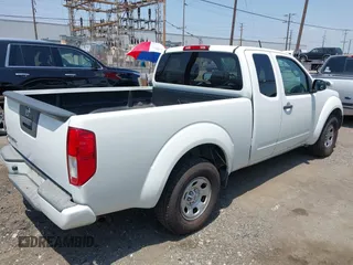 2017 Nissan Frontier SV with VIN 1N6BD0CT6HN716237, listed as a IAAI auction lot 42465270 with 210,836 mi miles and . Bid and sale history available at DreamBid. Image 4.