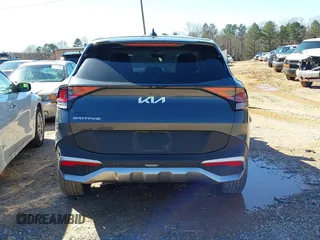 2024 Kia Sportage EX with VIN KNDPV3DF2R7235620, listed as a IAAI auction lot 41598170 with 18,451 mi miles. Bid and sale history available at carsss.com. Image 16.