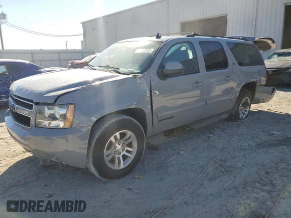 2014 Chevrolet Suburban LT with VIN 1GNSCJE06ER232806, listed as a Copart auction lot 49285845 with 109,362 mi miles and Salvage Title. Bid and sale history available at DreamBid. Image 1.