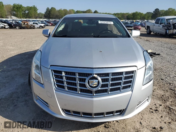 2013 Cadillac XTS Luxury with VIN 2G61P5S34D9100119, listed as a Copart auction lot 52525975 with 153,977 mi miles and Clean Title. Bid and sale history available at carsss.com. Image 5.