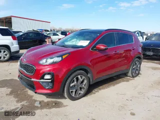 2020 Kia Sportage EX with VIN KNDPN3AC5L7739449, listed as a IAAI auction lot 41431197 with 55567 miles. Bid and sale history available at carsss.com. Image 2.