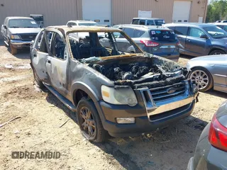 2007 Ford Explorer Sport Trac XLT z VIN 1FMEU31K57UA06242, wystawiony jako IAAI lot #42002420 z przebiegiem Nie podano mil oraz . Historia ofert i sprzedaży dostępna na DreamBid. Obrazek 1.