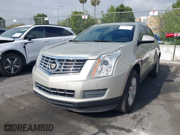 2015 Cadillac SRX Luxury Collection with VIN 3GYFNEE33FS548324, listed as a IAAI auction lot 42029979 with 70,372 mi miles. Bid and sale history available at carsss.com. Image 17.