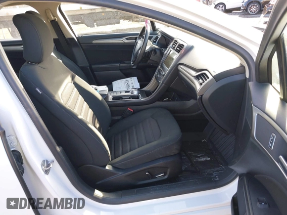 2018 Ford Fusion SE with VIN 3FA6P0HD9JR258618, listed as a IAAI auction lot 41508564 with 54,651 mi miles. Bid and sale history available at carsss.com. Image 5.