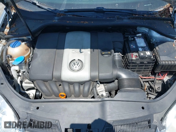2009 Volkswagen Jetta SE with VIN 3VWRZ71KX9M039028, listed as a IAAI auction lot 42571072 with 112,389 mi miles and . Bid and sale history available at DreamBid. Image 10.