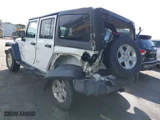 2017 Jeep Wrangler Unlimited Sport with VIN 1C4BJWDG6HL586200, listed as a IAAI auction lot 41723891 with 125,291 mi miles. Bid and sale history available at carsss.com. Image 3.