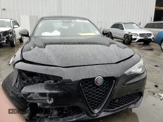 2021 Alfa Romeo Giulia Ti with VIN ZARFANBN2M7649430, listed as a Copart auction lot 71508952 with 0 mi miles. Bid and sale history available at carsss.com. Image 5.