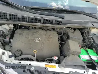 2017 Toyota Sienna XLE Auto Access Seat с VIN 5TDYZ3DC3HS768756, выставлен на аукционе Copart как лот 54992625 с пробегом 115 943 миль миль и Списание • Salvage title. История ставок и продаж доступна на DreamBid. Изображение 16.