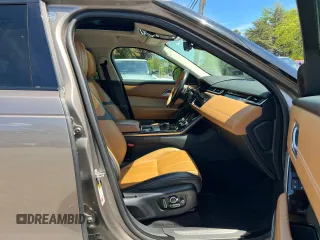 2018 Land Rover Range Rover Velar with VIN SALYC2RV9JA704416, listed as a Copart auction lot 58995395 with 96,685 mi miles and Clean title. Bid and sale history available at DreamBid. Image 5.