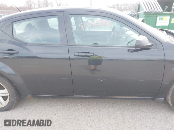 2009 Dodge Avenger SXT with VIN 1B3LC56B49N570157, listed as a IAAI auction lot 41796122 with 164,571 mi miles. Bid and sale history available at carsss.com. Image 6.