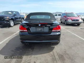 2012 BMW 1 Series 128i с VIN WBAUN1C53CVR00251, выставлен на аукционе IAAI как лот 42164868 с пробегом 96 440 миль миль и . История ставок и продаж доступна на DreamBid. Изображение 16.