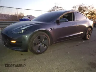 2023 Tesla Model 3 z VIN 5YJ3E1EAXPF432371, wystawiony jako Copart lot #88119935 z przebiegiem 67 358 mil mil oraz Szkoda całkowita • Salvage title. Historia ofert i sprzedaży dostępna na DreamBid. Obrazek 1.