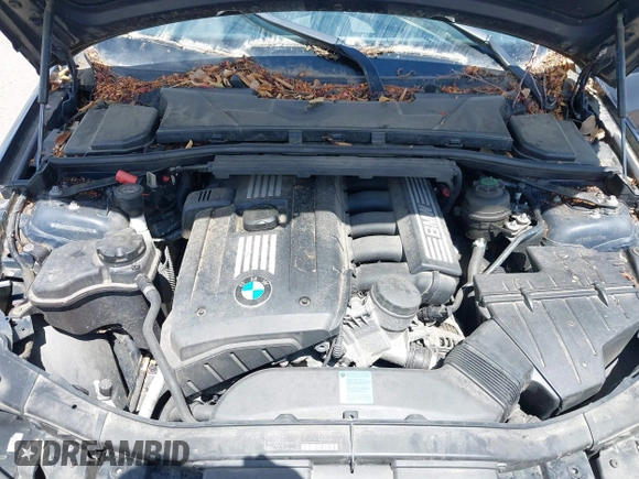 2008 BMW 3 Series 328xi with VIN WBAVC93568K044350, listed as a IAAI auction lot 42163248 with 77,841 mi miles. Bid and sale history available at carsss.com. Image 10.
