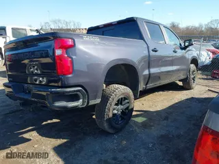 2024 Chevrolet Silverado 1500 LT Trail Boss with VIN 3GCUDFED0RG306113, listed as a IAAI auction lot 41653958 with 9,664 mi miles. Bid and sale history available at carsss.com. Image 4.