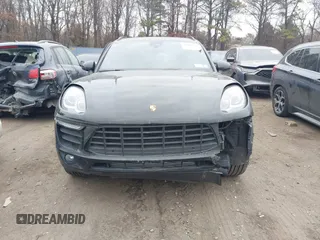 2018 Porsche Macan with VIN WP1AA2A59JLB20286, listed as a IAAI auction lot 41286270 with 64,664 mi miles. Bid and sale history available at carsss.com. Image 6.
