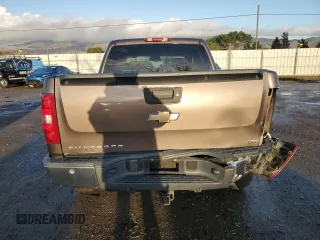 2007 Chevrolet Silverado 1500 Work Truck with VIN 2GCEC13J571550686, listed as a Copart auction lot 86720974 with 141,136 mi miles and Salvage Title. Bid and sale history available at DreamBid. Image 6.