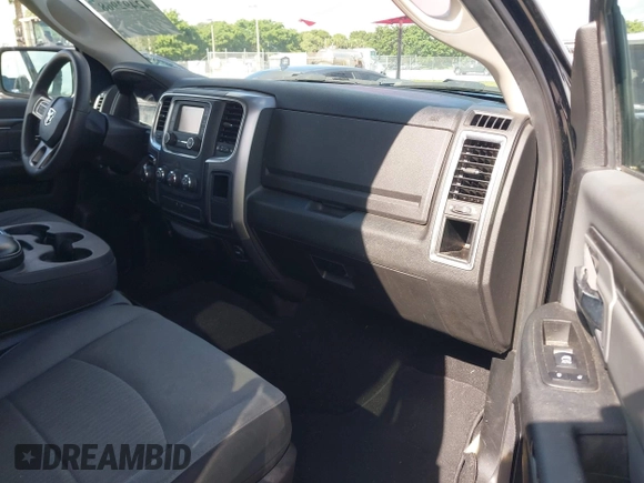 2022 Ram 1500 SLT z VIN 1C6RR6LG2NS249301, wystawiony jako IAAI lot #42492968 z przebiegiem 75 649 mil mil oraz . Historia ofert i sprzedaży dostępna na DreamBid. Obrazek 5.