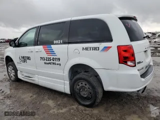 2018 Dodge Grand Caravan SE with VIN 2C7WDGBG1JR209873, listed as a Copart auction lot 50754755 with 232,516 mi miles and Clean Title. Bid and sale history available at carsss.com. Image 2.