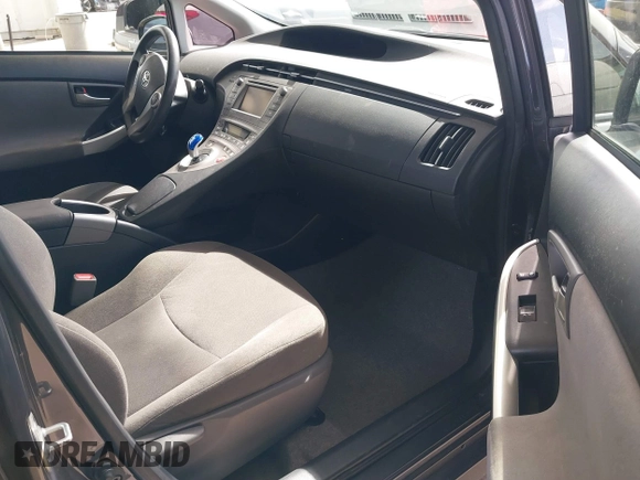 2015 Toyota Prius Four with VIN JTDKN3DUXF1998203, listed as a IAAI auction lot 41816444 with 99,839 mi miles. Bid and sale history available at carsss.com. Image 5.