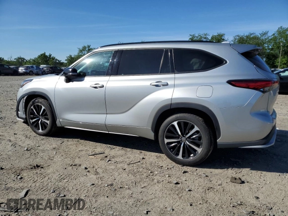 2022 Toyota Highlander XSE with VIN 5TDLZRBHXNS244110, listed as a Copart auction lot 57018755 with 55,633 mi miles and Salvage title. Bid and sale history available at DreamBid. Image 2.
