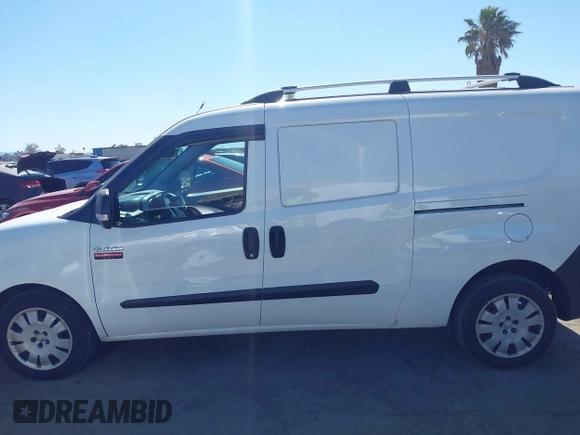 2015 Ram ProMaster City Cargo Tradesman z VIN ZFBERFAT2F6A01878, wystawiony jako IAAI lot #42677103 z przebiegiem 86 137 mil mil oraz . Historia ofert i sprzedaży dostępna na DreamBid. Obrazek 14.