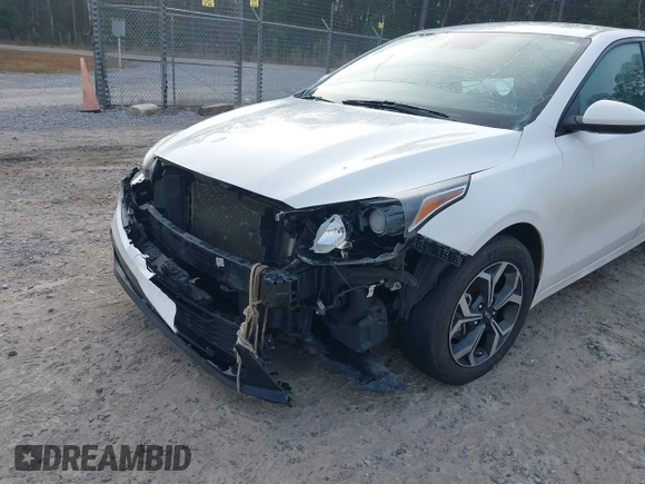 2020 Kia Forte LXS with VIN 3KPF24AD8LE150558, listed as a IAAI auction lot 41389156 with 141,682 mi miles. Bid and sale history available at carsss.com. Image 6.