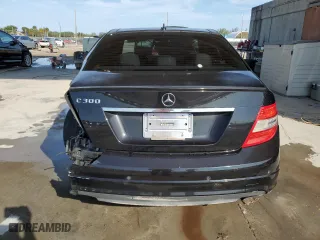 2008 Mercedes-Benz C-Class 3.0L Sport with VIN WDDGF54X88F079112, listed as a Copart auction lot 82268823 with 166,400 mi miles and Salvage Title. Bid and sale history available at carsss.com. Image 6.