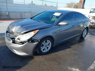 2011 Hyundai Sonata GLS PZEV with VIN 5NPEB4AC4BH175180, listed as a IAAI auction lot 41949190 with 144,002 mi miles. Bid and sale history available at carsss.com. Image 17.