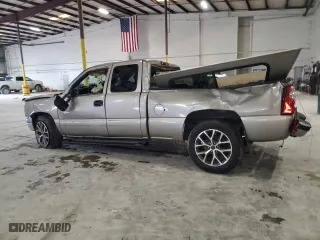 2003 Chevrolet Silverado 1500 LS with VIN 2GCEC19V631300975, listed as a Copart auction lot 41784015 with 0 mi miles and Salvage Title. Bid and sale history available at carsss.com. Image 2.