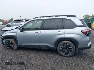 2025 Subaru Forester Limited с VIN JF2SLDRC4SH416319, выставлен на аукционе IAAI как лот 42376011 с пробегом 5 105 миль миль и . История ставок и продаж доступна на DreamBid. Изображение 15.