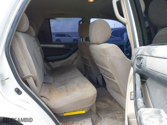 2004 Toyota 4Runner SR5 with VIN JTEZU14R940030710, listed as a IAAI auction lot 41918133 with 341,508 mi miles. Bid and sale history available at carsss.com. Image 8.