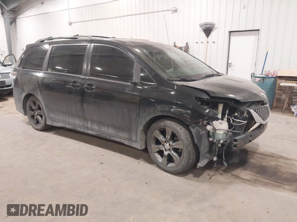 2011 Toyota Sienna SE with VIN 5TDXK3DC6BS112848, listed as a IAAI auction lot 41506859 with 298,533 mi miles. Bid and sale history available at carsss.com. Image 1.