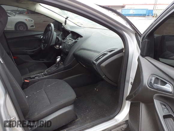 2016 Ford Focus SE with VIN 1FADP3F23GL280678, listed as a IAAI auction lot 41947767 with 78,161 mi miles and . Bid and sale history available at carsss.com. Image 5.