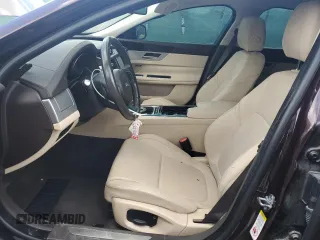 2016 Jaguar XF 35t Premium with VIN SAJBD4BV2GCY20426, listed as a Copart auction lot 71384854 with 94,339 mi miles and Salvage Title. Bid and sale history available at carsss.com. Image 7.