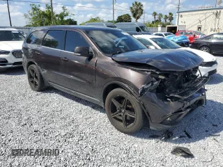 2017 Dodge Durango GT z VIN 1C4RDHDG6HC757724, wystawiony jako Copart lot #51909805 z przebiegiem 188 514 mil mil oraz Czysty tytuł • Clean title. Historia ofert i sprzedaży dostępna na DreamBid. Obrazek 4.