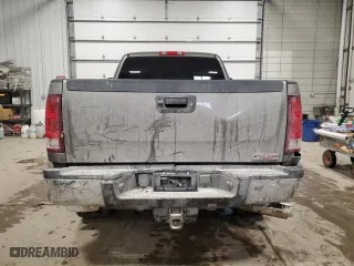 2013 GMC Sierra 2500HD SLE with VIN 1GT220C89DZ157015, listed as a Copart auction lot 45725595 with 120,440 mi miles and Salvage Title. Bid and sale history available at carsss.com. Image 6.