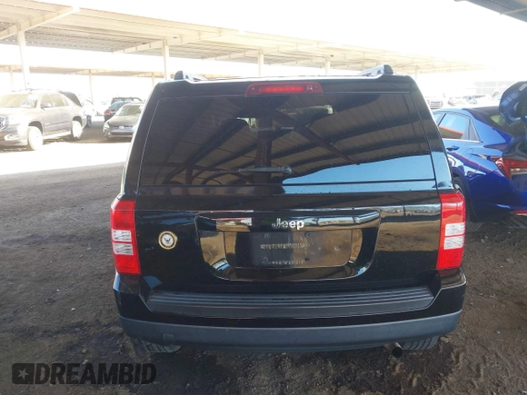 2014 Jeep Patriot Sport with VIN 1C4NJPBB7ED915924, listed as a IAAI auction lot 41641555 with 131,732 mi miles. Bid and sale history available at carsss.com. Image 16.