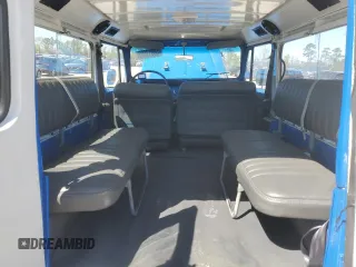1980 Toyota Land Cruiser z VIN FJ4365951, wystawiony jako Copart lot #50017605 z przebiegiem 276 800 mil mil oraz Szkoda całkowita • Salvage title. Historia ofert i sprzedaży dostępna na DreamBid. Obrazek 11.