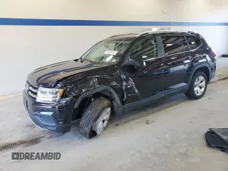 2018 Volkswagen Atlas S with VIN 1V2AP2CAXJC598712, listed as a Copart auction lot 60908205 with 70,644 mi miles and Salvage title. Bid and sale history available at DreamBid. Image 1.