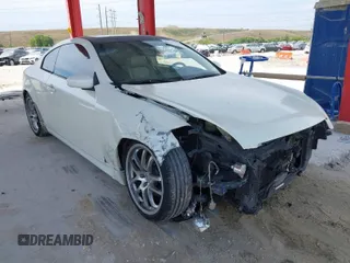 2006 Infiniti G35 Coupe with VIN JNKCV54E26M719803, listed as a IAAI auction lot 41870599 with 114,910 mi miles. Bid and sale history available at carsss.com. Image 1.