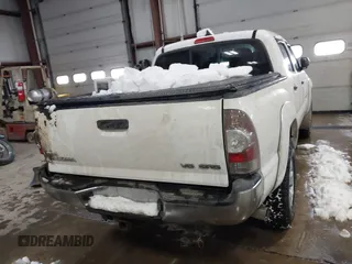 2012 Toyota Tacoma с VIN 3TMLU4EN9CM086455, выставлен на аукционе IAAI как лот 41398671 с пробегом 241 138 миль миль и . История ставок и продаж доступна на DreamBid. Изображение 16.