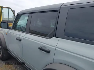 2023 Ford Bronco с VIN 1FMEE5DP0PLA97359, выставлен на аукционе IAAI как лот 42130581 с пробегом 32 335 миль миль и . История ставок и продаж доступна на DreamBid. Изображение 15.