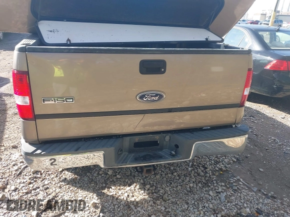 2004 Ford F-150 XL with VIN 1FTRF12W94NA93705, listed as a IAAI auction lot 41965446 with 209,097 mi miles. Bid and sale history available at carsss.com. Image 17.