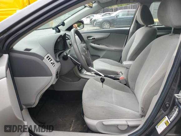 2010 Toyota Corolla с VIN 2T1BU4EE5AC280272, выставлен на аукционе Copart как лот 56715405 с пробегом 147 266 миль миль и Списание • Salvage title. История ставок и продаж доступна на DreamBid. Изображение 7.