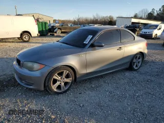 2009 BMW 1 Series 128i with VIN WBAUP73589VK74895, listed as a Copart auction lot 88375515 with 173,027 mi miles and Salvage Title. Bid and sale history available at carsss.com. Image 1.