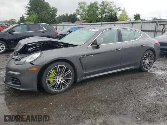 2016 Porsche Panamera S E-Hybrid z VIN WP0AD2A77GL040200, wystawiony jako Copart lot #56223035 z przebiegiem 113 659 mil mil oraz Szkody całkowita. Historia ofert i sprzedaży dostępna na DreamBid. Obrazek 1.