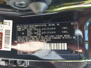 2023 Toyota Highlander L z VIN 5TDKDRBH8PS039060, wystawiony jako IAAI lot #41794375 z przebiegiem 47 745 mil mil oraz . Historia ofert i sprzedaży dostępna na DreamBid. Obrazek 9.