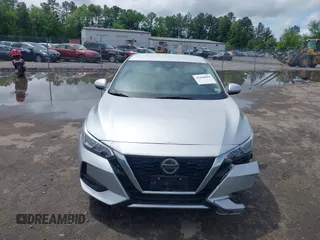 2021 Nissan Sentra SV z VIN 3N1AB8CV5MY299245, wystawiony jako IAAI lot #42180004 z przebiegiem 25 856 mil mil oraz . Historia ofert i sprzedaży dostępna na DreamBid. Obrazek 12.