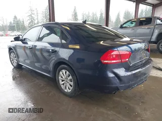 2014 Volkswagen Passat S с VIN 1VWAP7A32EC017712, выставлен на аукционе IAAI как лот 41846586 с пробегом 70 387 миль миль и . История ставок и продаж доступна на DreamBid. Изображение 3.