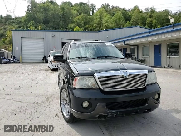 2003 Lincoln Navigator Luxury with VIN 5LMFU28R93LJ36216, listed as a Copart auction lot 71395174 with 147,398 mi miles and Salvage Title. Bid and sale history available at carsss.com. Image 11.